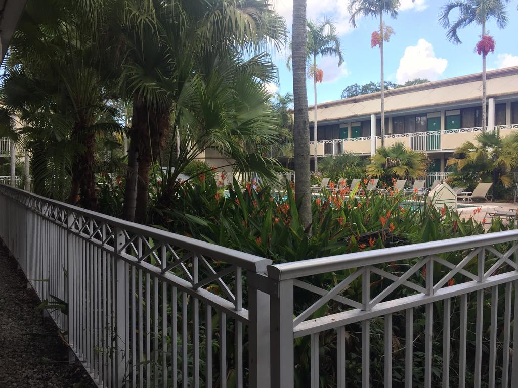 Sawgrass Inn & Conference Center بلانتيشن المظهر الخارجي الصورة