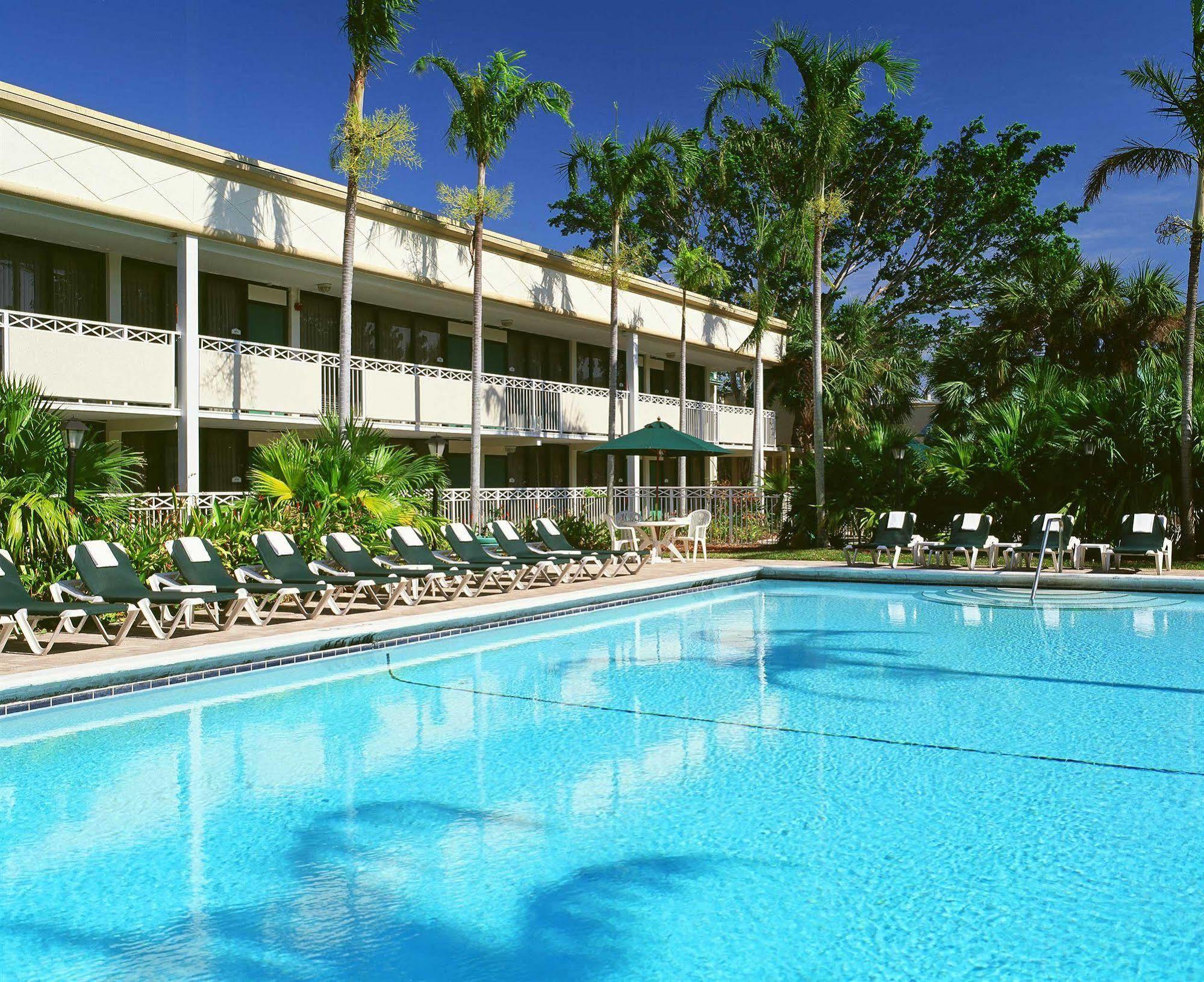 Sawgrass Inn & Conference Center بلانتيشن المظهر الخارجي الصورة