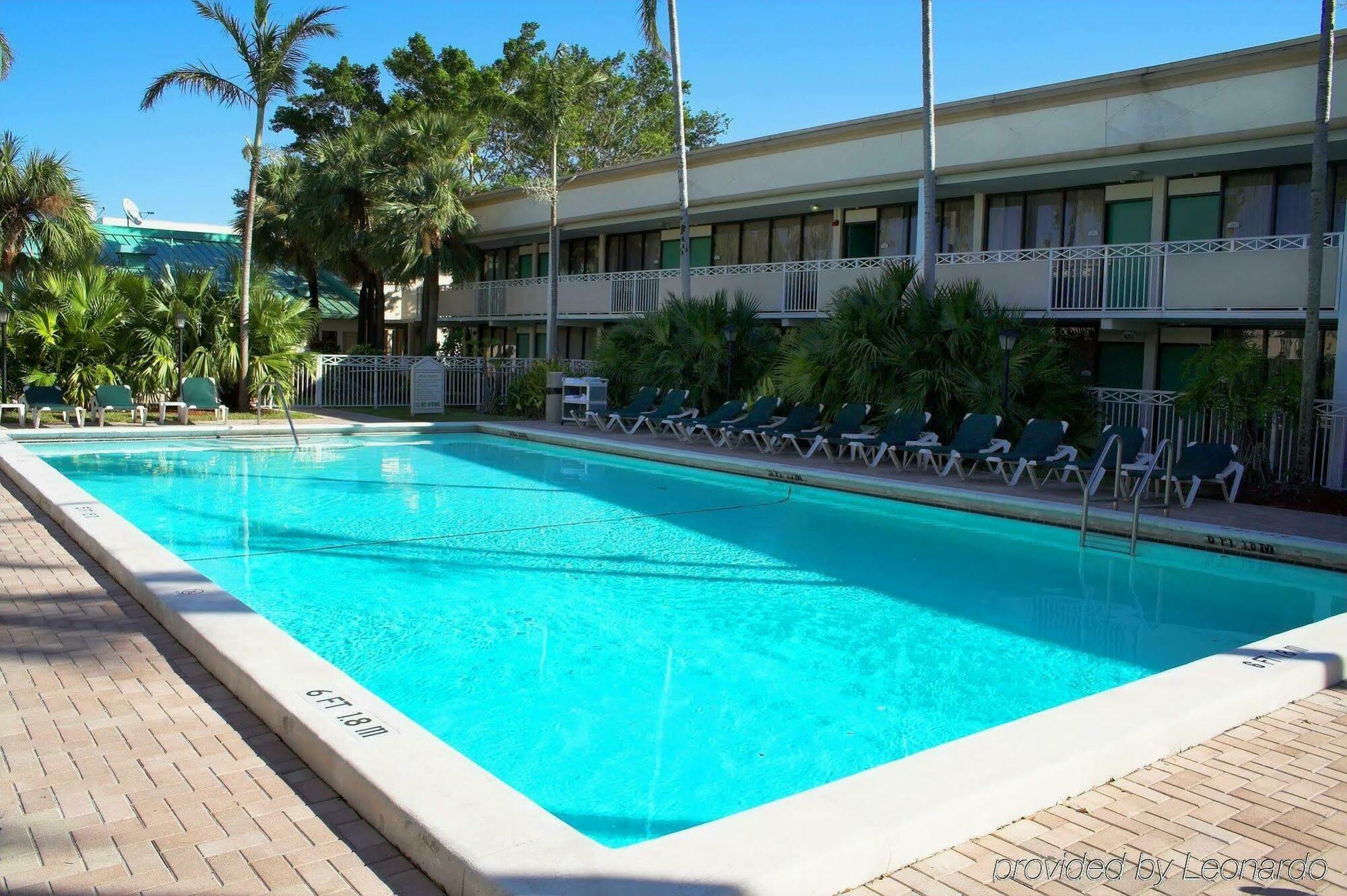 Sawgrass Inn & Conference Center بلانتيشن المظهر الخارجي الصورة